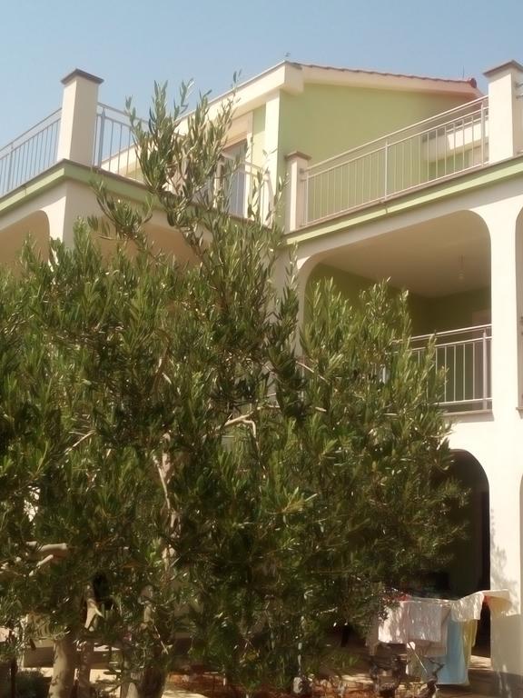 Apartment Peris Sevid Exterior photo