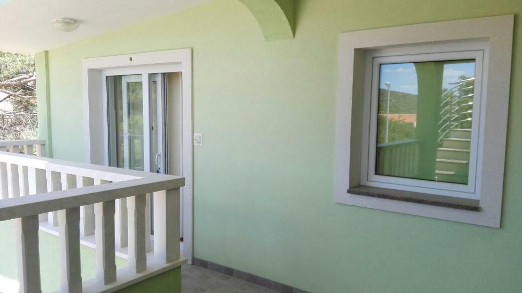 Apartment Peris Sevid Exterior photo
